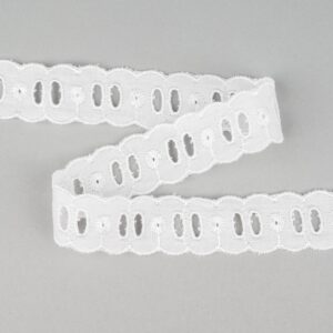 habicraft white broderie anglaise insertion ribbon / slotting ribbon