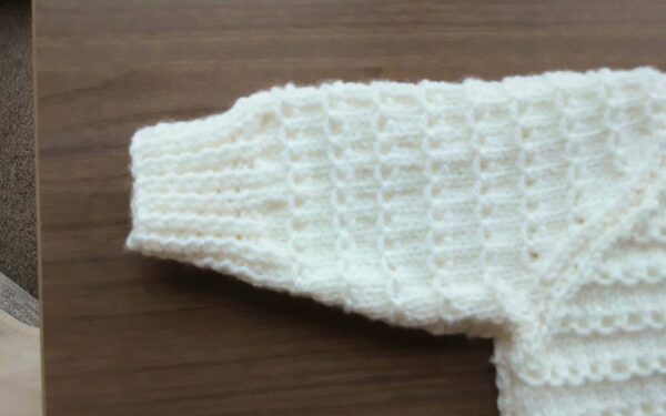 cream aran cardigan & hat 2 4yrs (jws19)
