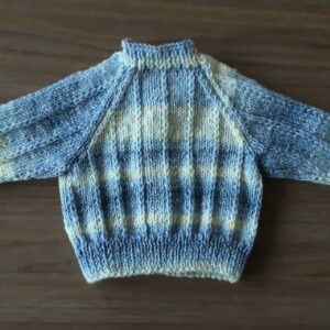 jaws7 cardigan approx newborn size