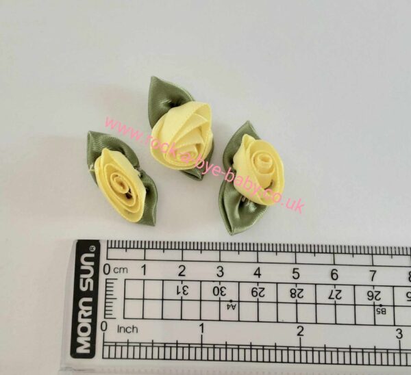 lemon large rosebud